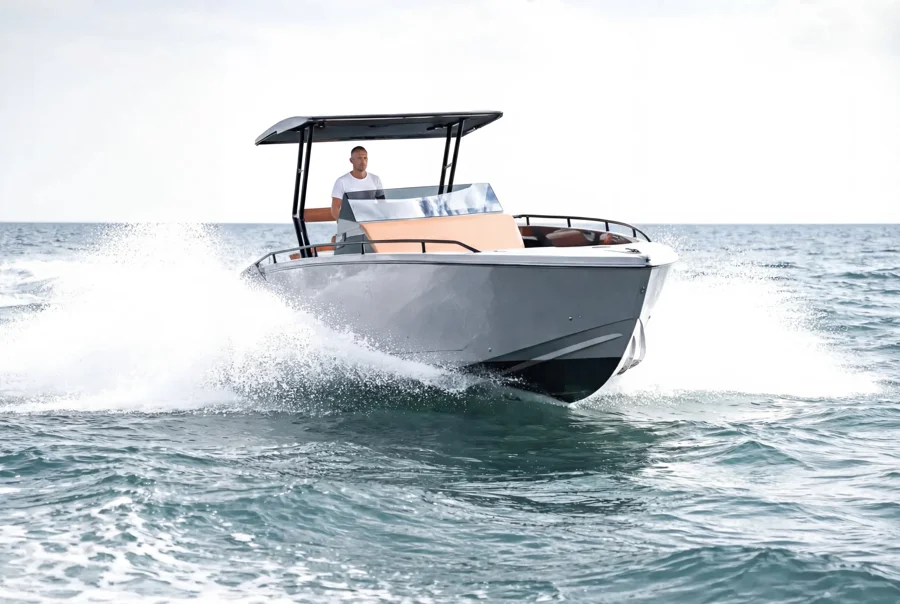 Noordic 23 on the water